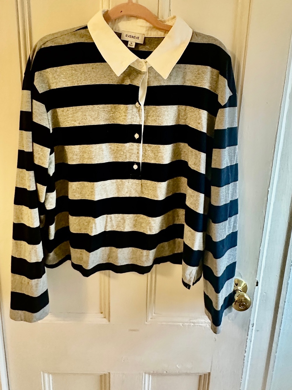 Evereve Black and Gray Striped Collared Button-Down Top Size XL